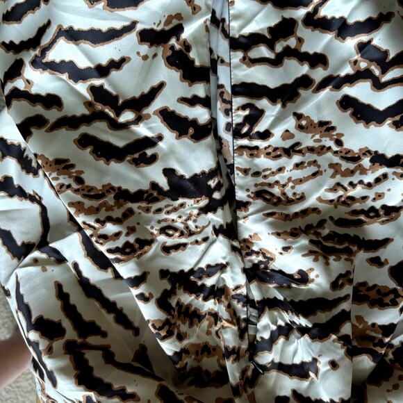 K Dash by Kardashian Animal Print Sequin Top Size 3X Plus NOWT QVC Blouse Tan - Picture 4 of 7